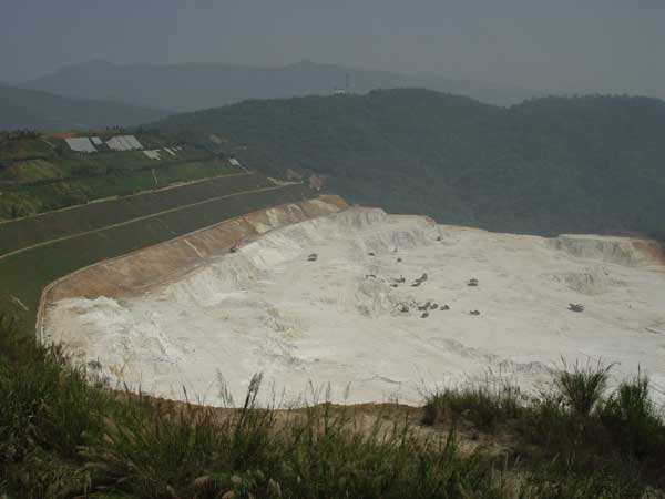 高嶺土